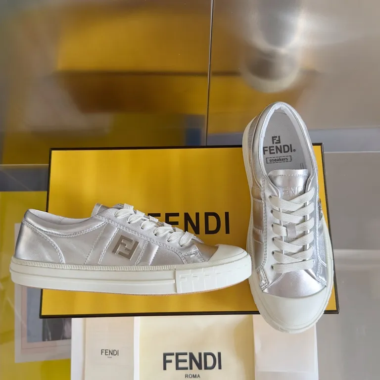 Fendi Shoe 